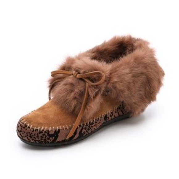 HOUSE OF HARLOW 1960 Women's Brown Maddox Fur Lined Booties - Black/ Brown - Picture 1 of 10